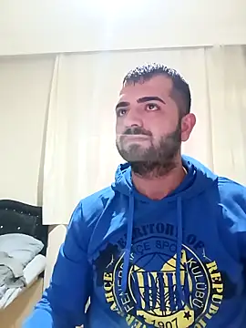 Snapshot of cshn001 chatting on December 5, 2024, 11:07 pm cshn001 online show from December 5, 2024, 11:07 pm