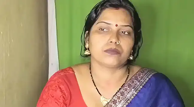 mamoni91 online show from February 5, 2025, 3:13 am