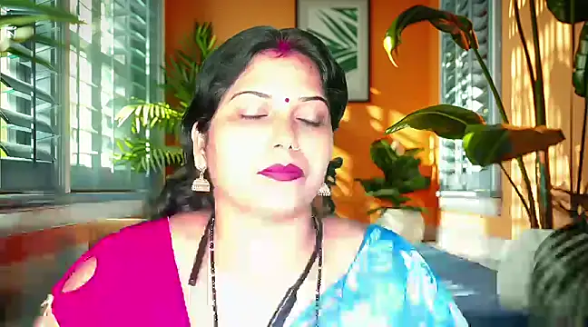 mamoni91 online show from February 27, 2025, 5:26 pm