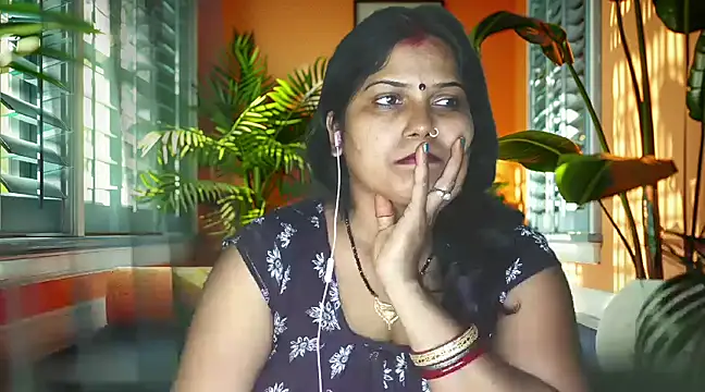 mamoni91 online show from March 3, 2025, 9:11 am