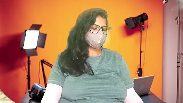 Snapshot of mamoni91 chatting on October 31, 2025, 3:07 am mamoni91 online show from October 31, 2025, 3:07 am