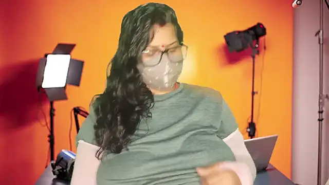 Snapshot of mamoni91 chatting on November 22, 2025, 3:49 am mamoni91 online show from November 22, 2025, 3:49 am