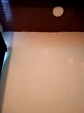 Snapshot of Axel11Luna chatting on April 8, 2026, 10:21 pm Axel11Luna online show from April 8, 2026, 10:21 pm