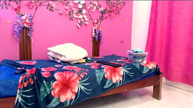 analdeepalejandra18 online show from December 22, 2025, 7:11 pm