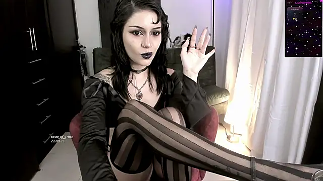 Snapshot of Taste_of_Grace chatting on September 21, 2025, 9:05 pm Taste of Grace online show from September 21, 2025, 9:05 pm