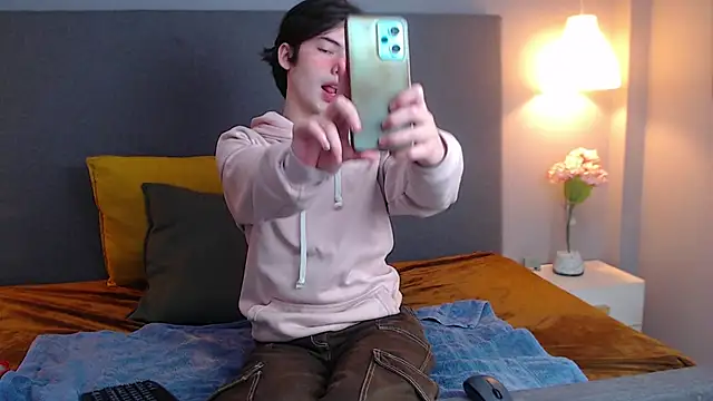 Angel shiny online show from January 8, 2025, 1:20 pm