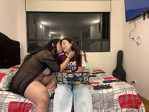 Snapshot of Scarlett_Jazmin chatting on February 12, 2025, 8:27 am Scarlett Jazmin online show from February 12, 2025, 8:27 am