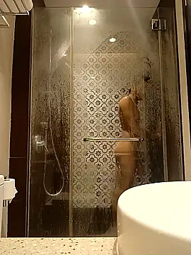 skinnyyyyyyyyy online show from March 12, 2026, 12:17 am