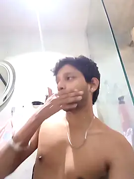 skinnyyyyyyyyy online show from March 30, 2026, 4:24 am