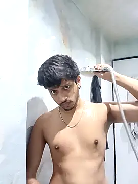 skinnyyyyyyyyy online show from July 1, 2026, 4:03 am