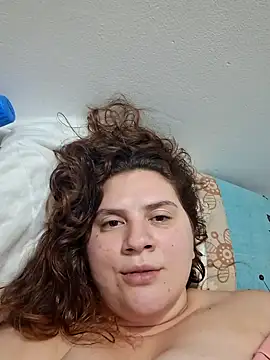 Snapshot of MartinaGuzmann chatting on November 19, 2025, 7:08 am MartinaGuzmann online show from November 19, 2025, 7:08 am