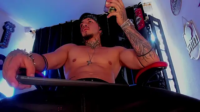 the beast master  online show from December 2, 2025, 7:42 pm