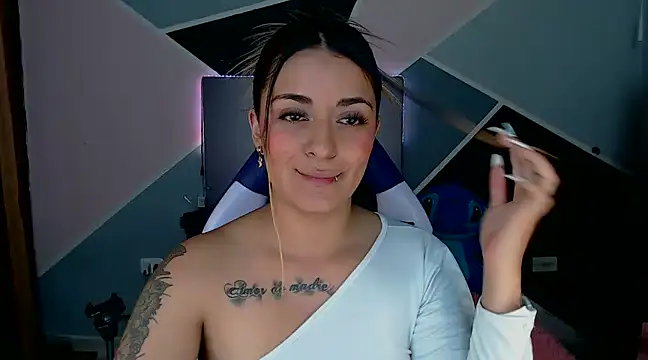 Samanta james19 online show from December 6, 2024, 7:56 pm