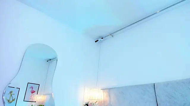 naomiii   online show from February 23, 2026, 11:40 am