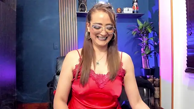 Snapshot of AdeleMourfg chatting on July 16, 2026, 1:55 am AdeleMourfg online show from July 16, 2026, 1:55 am