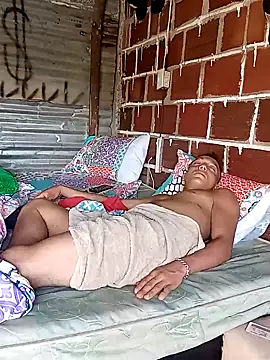 Snapshot of tayson_ chatting on January 10, 2025, 8:37 pm tayson online show from January 10, 2025, 8:37 pm