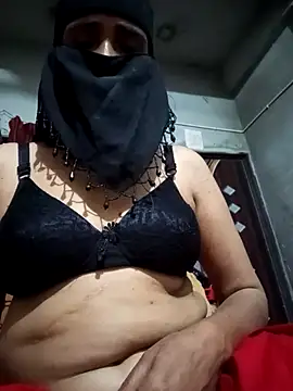 HenaAra online show from February 3, 2026, 12:54 pm