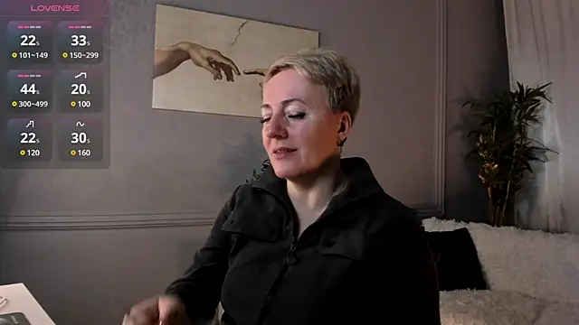 Nika Smit online show from March 16, 2025, 5:36 am