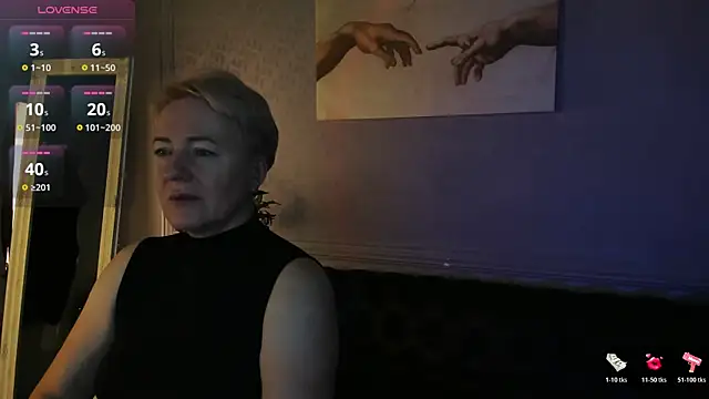 Nika Smit online show from November 22, 2025, 5:17 am