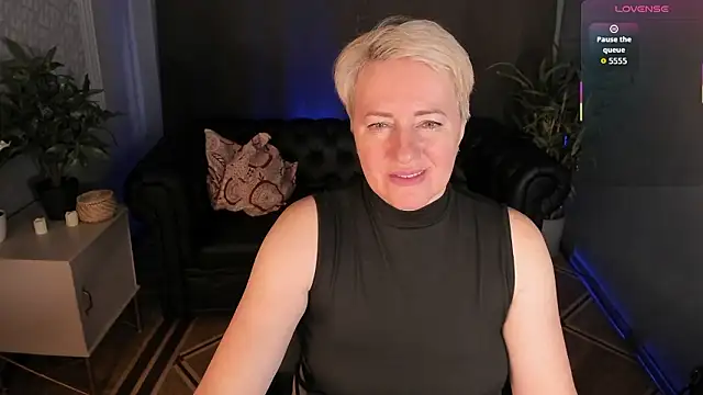 Nika Smit online show from February 20, 2026, 6:26 am