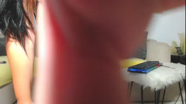 Snapshot of xsexydomina chatting on July 7, 2026, 9:24 am xsexydomina online show from July 7, 2026, 9:24 am
