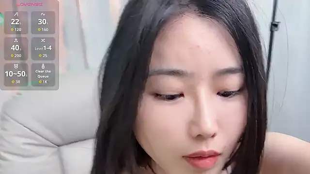 yoyo520- online show from January 19, 2026, 1:37 pm