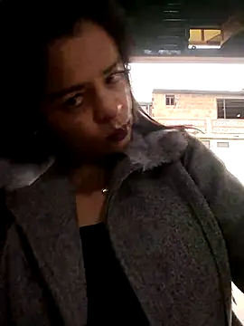 NATHALIA-28  online show from February 25, 2025, 9:35 pm