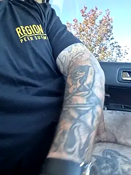 dadbod1178 online show from November 3, 2025, 3:24 pm