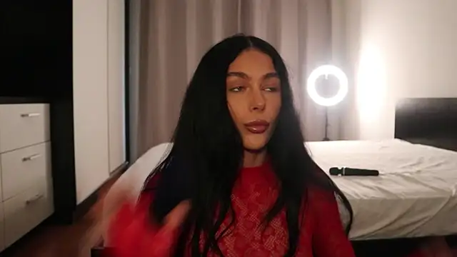 IvyKaelani online show from May 9, 2026, 12:43 pm