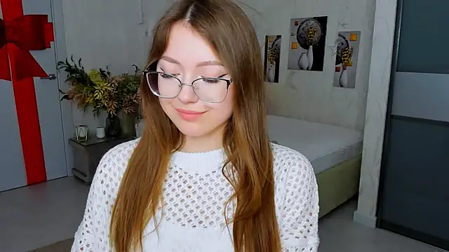 SereneFlame online show from March 20, 2025, 4:09 pm