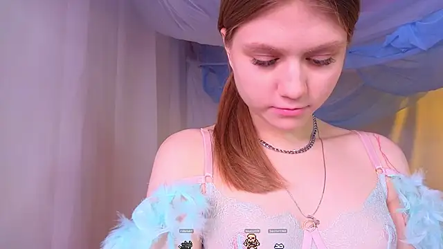 AlisiaSpinnet  online show from December 20, 2024, 11:00 am