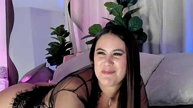 Snapshot of LexyRobert chatting on February 28, 2025, 12:10 am LexyRobert online show from February 28, 2025, 12:10 am