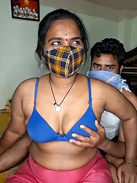 anitha906 online show from February 1, 2025, 4:11 pm