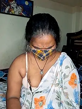 anitha906 online show from February 17, 2025, 4:04 pm