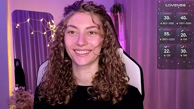 lady curls online show from March 9, 2025, 3:01 am