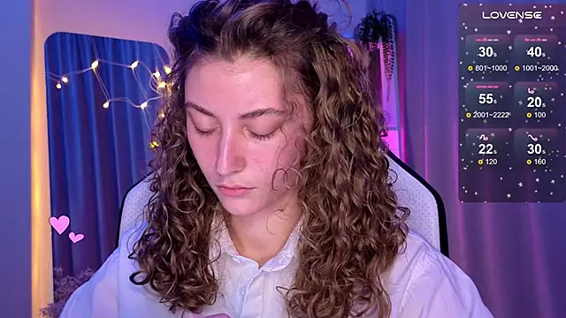 lady curls online show from March 16, 2025, 11:47 pm