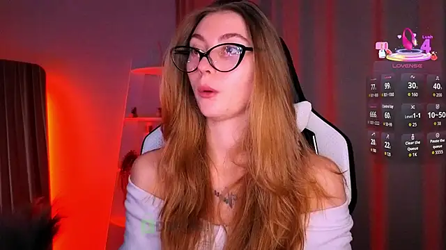 lady curls online show from February 24, 2026, 10:41 pm