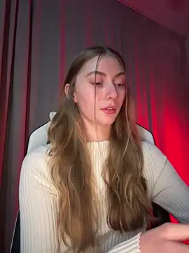 lady curls online show from March 1, 2026, 10:45 pm