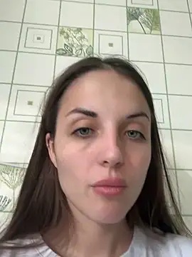 AmiLavs online show from December 9, 2024, 11:04 am