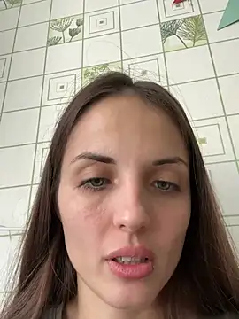 AmiLavs online show from December 24, 2024, 11:28 am