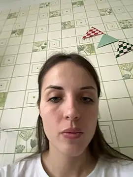 AmiLavs online show from January 4, 2025, 11:11 am