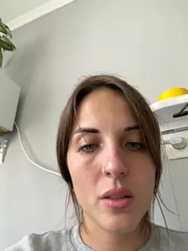 AmiLavs online show from September 21, 2025, 11:01 am