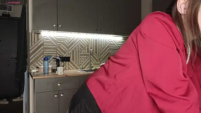 hoshina sayeri online show from September 24, 2025, 5:38 pm