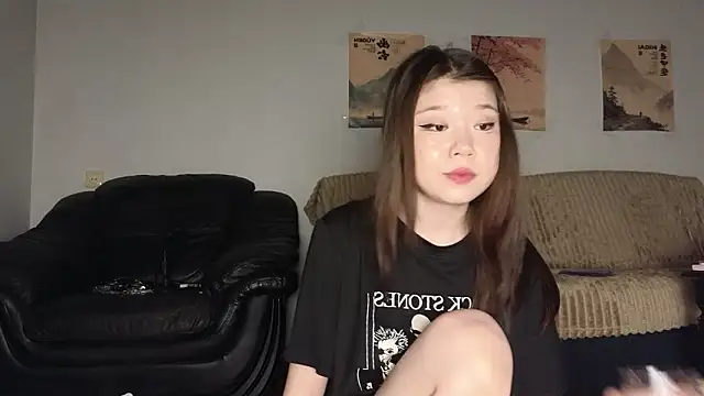 hoshina sayeri online show from March 24, 2026, 6:57 pm