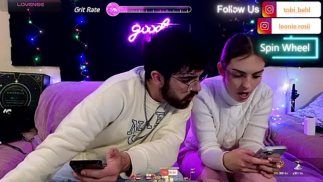 Snapshot of MrAndMrsSavage chatting on December 2, 2024, 7:38 pm MrAndMrsSavage online show from December 2, 2024, 7:38 pm