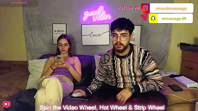 Snapshot of MrAndMrsSavage chatting on January 14, 2025, 9:30 pm MrAndMrsSavage online show from January 14, 2025, 9:30 pm