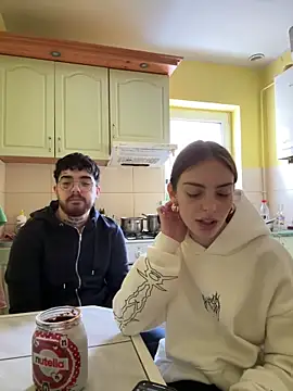 Snapshot of MrAndMrsSavage chatting on February 17, 2025, 2:15 pm MrAndMrsSavage online show from February 17, 2025, 2:15 pm