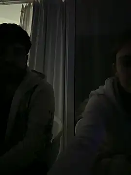 Snapshot of MrAndMrsSavage chatting on March 19, 2025, 10:20 pm MrAndMrsSavage online show from March 19, 2025, 10:20 pm