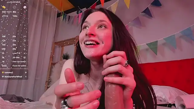 J Hunter  online show from March 2, 2025, 7:02 pm