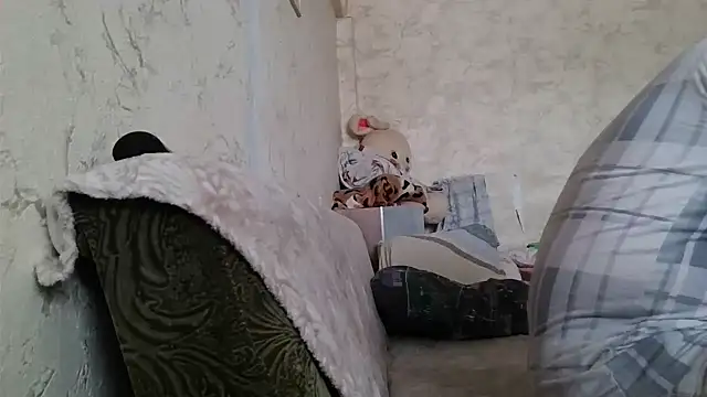 Snapshot of AgnichBan chatting on January 12, 2025, 4:52 am AgnichBan online show from January 12, 2025, 4:52 am